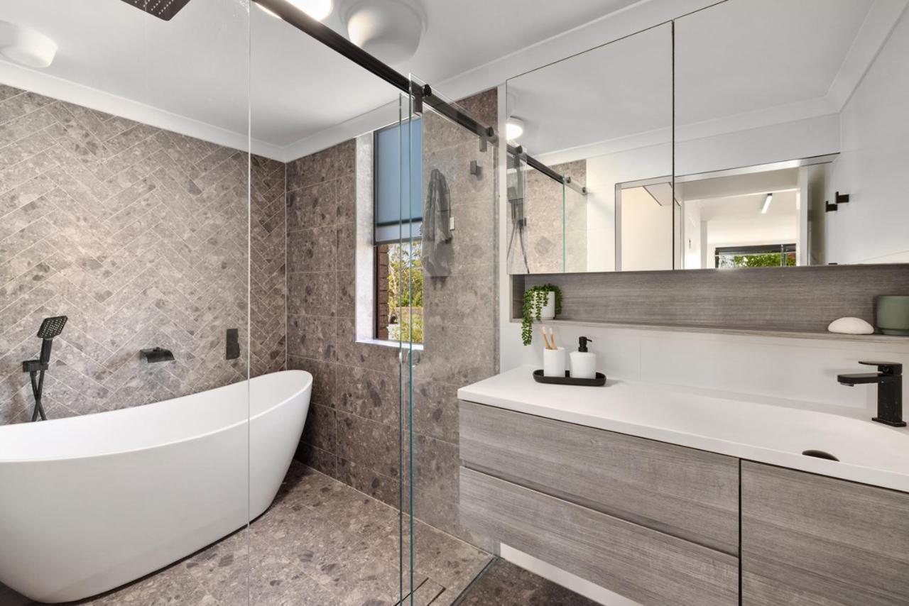 Manly Family Executive Apartment Сидни Екстериор снимка